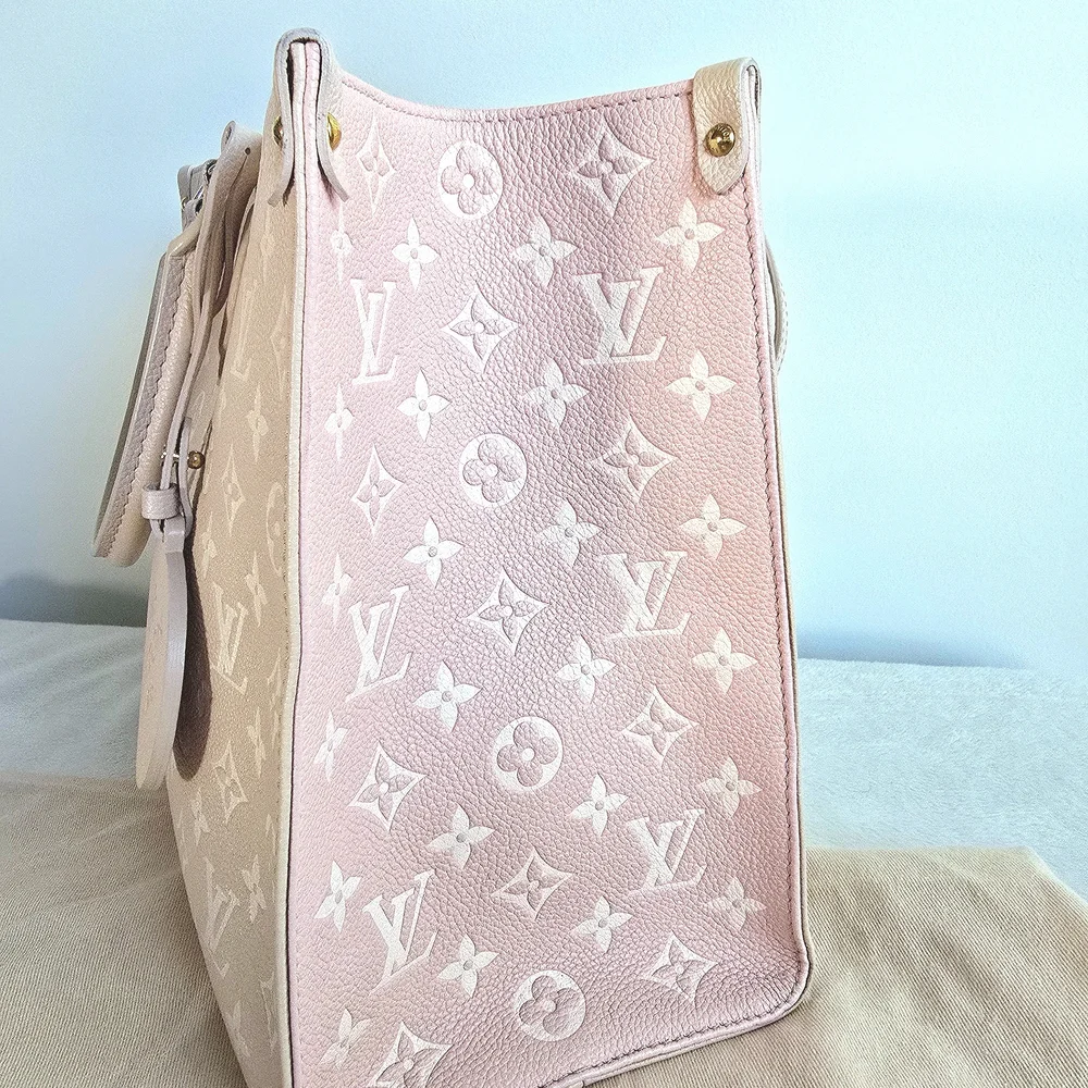 AUTHENTIC Louis Vuitton OnTheGo MM Limited Edition Spring In The City Empreinte - Picture 5 of 16